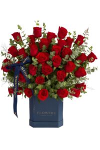 جعبه گل رز عشق مخملی