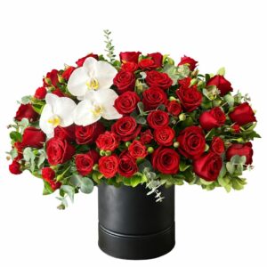 باکس گل رز قرمز و ارکیده سفید